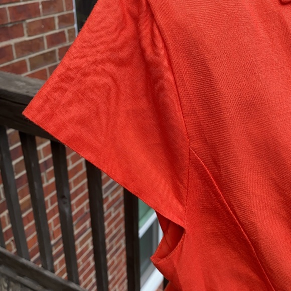 Appraisal Dress hidden button front closure. - Picture 3 of 10